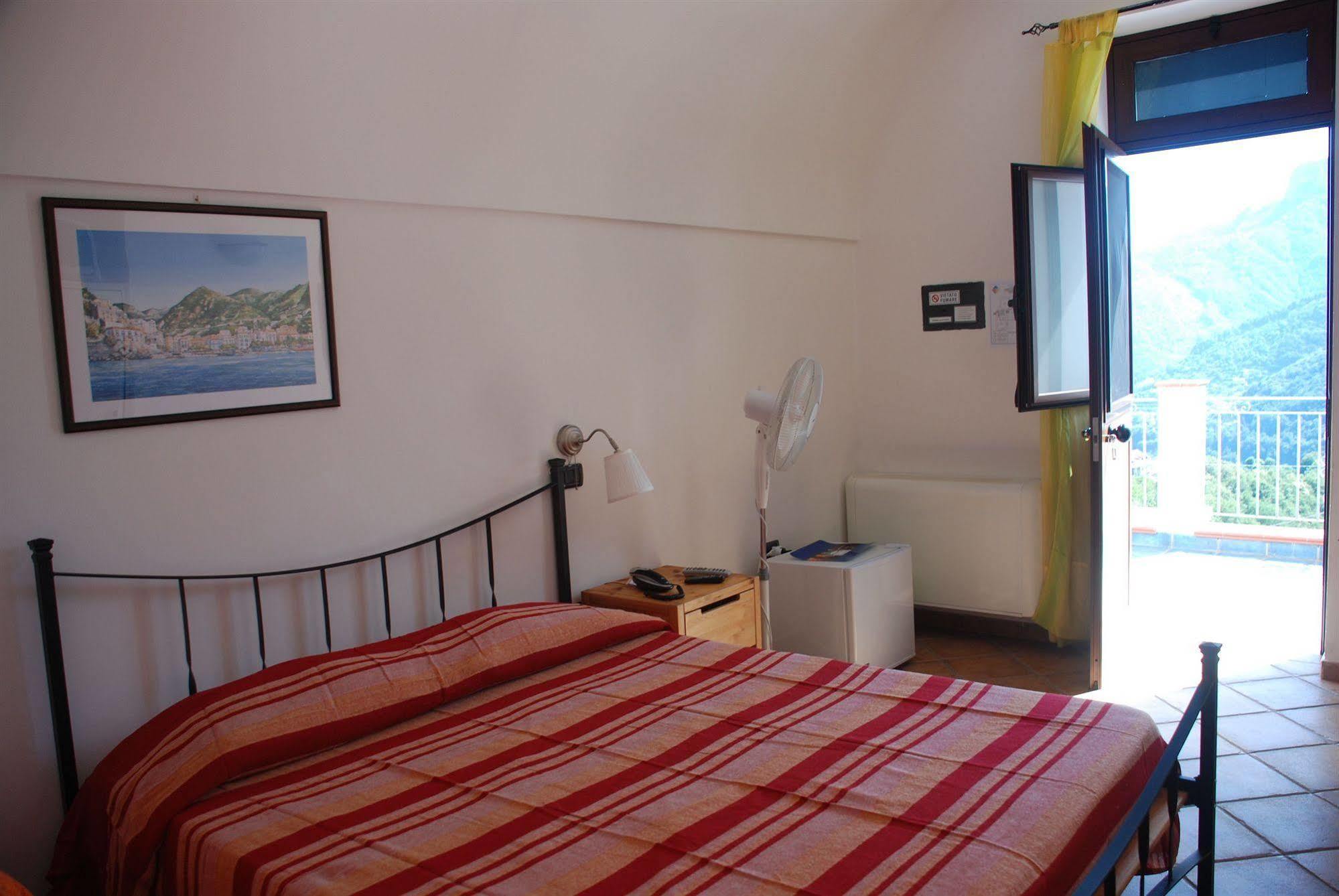 Puesta De Sol Bed & Breakfast Трамонти Екстериор снимка